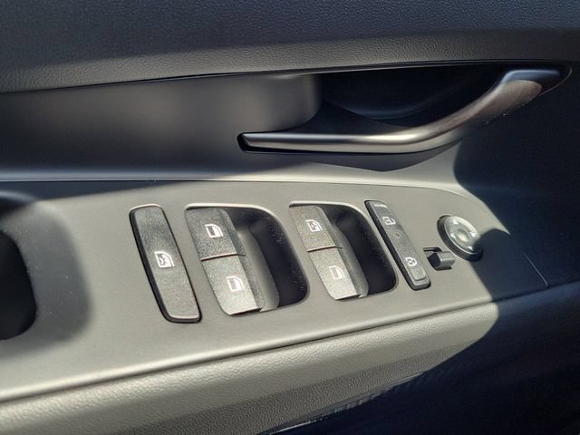 New 2026 Hyundai Elantra Sport FWD image 16