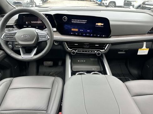 New 2026 Chevrolet Suburban Z71 w/ Comfort Package image 14