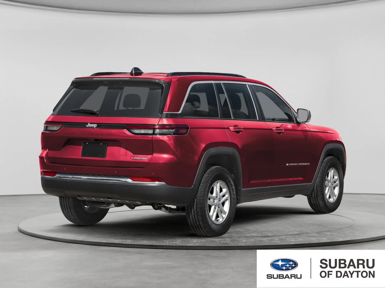 Used 2025 Jeep Grand Cherokee Limited AWD/4WD image 2