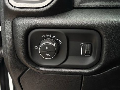 New 2026 RAM 3500 Tradesman w/ Chrome Appearance Group A AWD/4WD image 20