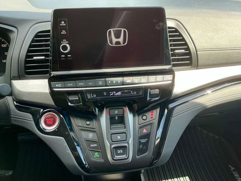 New 2026 Honda Odyssey Touring image 20