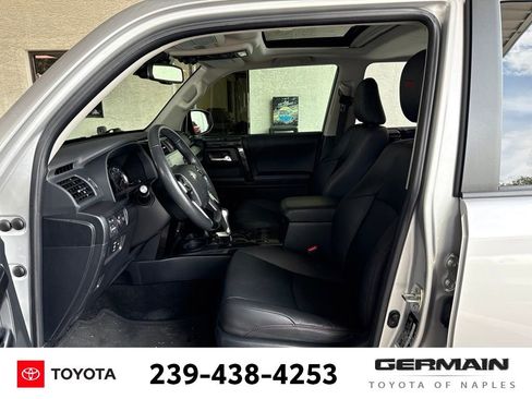 Used 2023 Toyota 4Runner TRD Off-Road Premium w/ Moonroof Package AWD/4WD image 17