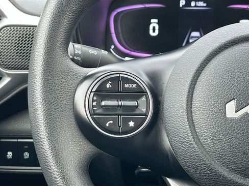 Certified 2024 Kia Soul LX w/ Option Group 015 image 31