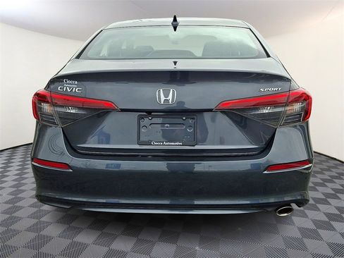 Used 2022 Honda Civic Sport image 8