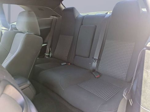 Used 2019 Dodge Challenger R/T w/ Driver Convenience Group RWD image 15