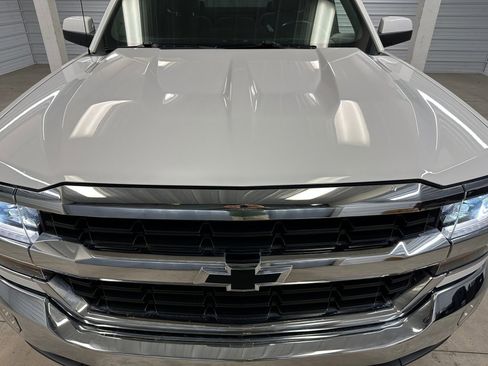 Used 2019 Chevrolet Silverado 1500 LT w/ All Star Edition image 36