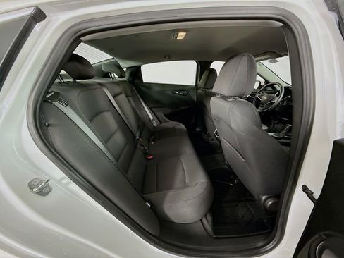 Used 2020 Chevrolet Malibu LT image 25