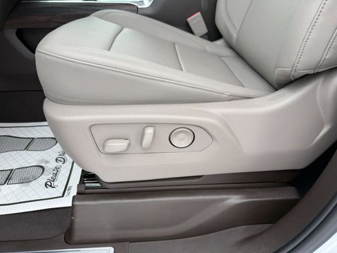 New 2026 GMC Sierra 1500 SLT w/ SLT Premium Package image 24