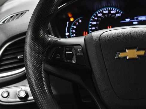 Used 2020 Chevrolet Trax LT image 7