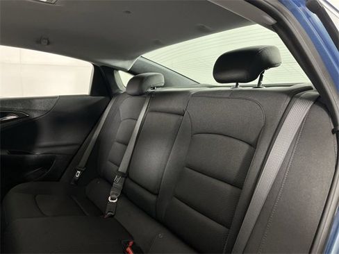 Used 2024 Chevrolet Malibu LT image 21