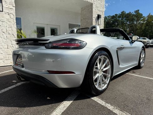 Used 2017 Porsche 718 Boxster S RWD image 18