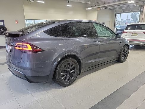 Used 2023 Tesla Model X AWD/4WD image 3