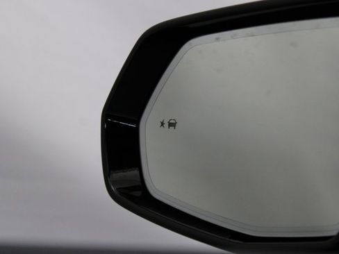 Certified 2025 Cadillac XT5 Premium Luxury image 20