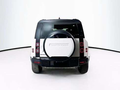 Used 2026 Land Rover Defender 110 S AWD/4WD image 6