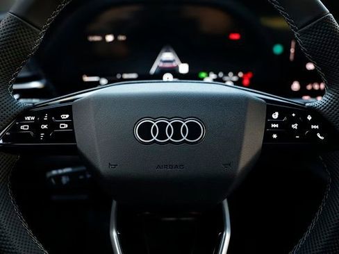 New 2025 Audi SQ5 Premium Plus image 33