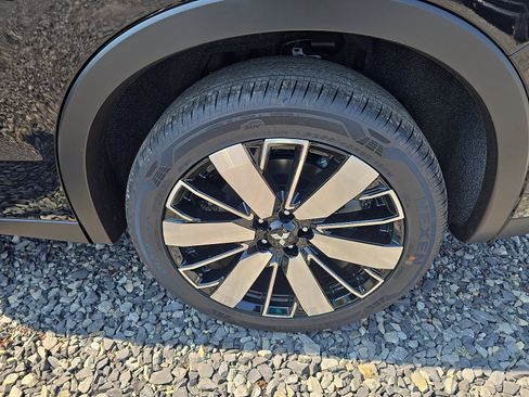 New 2025 Mitsubishi Outlander SE image 28