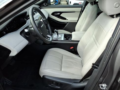 Used 2020 Land Rover Range Rover Evoque SE image 15
