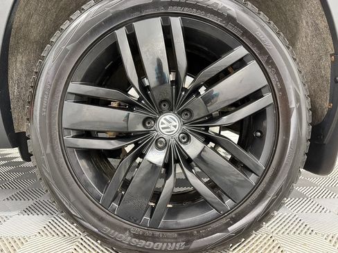 Used 2019 Volkswagen Atlas SEL AWD/4WD image 34