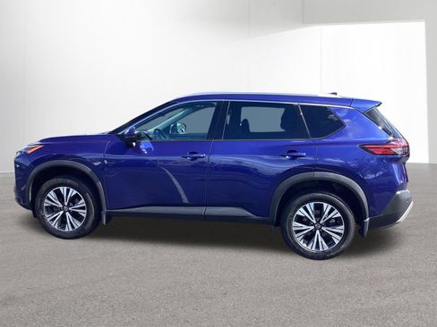Used 2021 Nissan Rogue SV w/ Premium Package AWD/4WD image 11