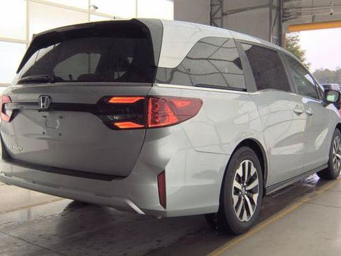Used 2025 Honda Odyssey EX-L image 8