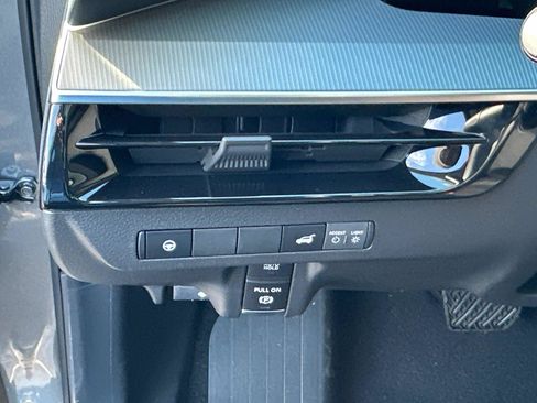 New 2026 Nissan Murano SL image 24