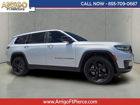 Used 2021 Jeep Grand Cherokee L Laredo AWD/4WD image 1