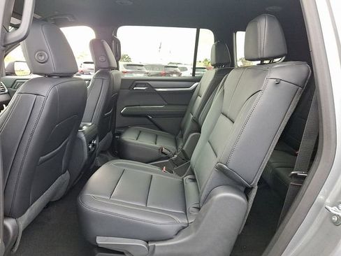 New 2026 GMC Acadia Elevation w/ Elevation Premium Package image 7