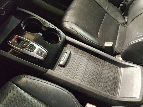 Used 2016 Honda Pilot Elite image 26