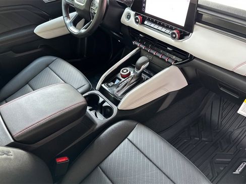 Used 2024 GMC Canyon AT4X image 16