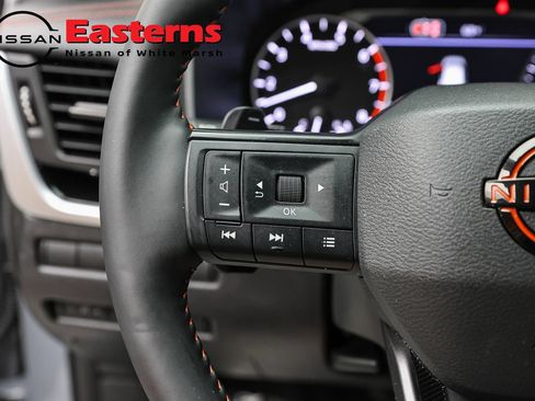 Used 2026 Nissan Rogue SV AWD/4WD image 14