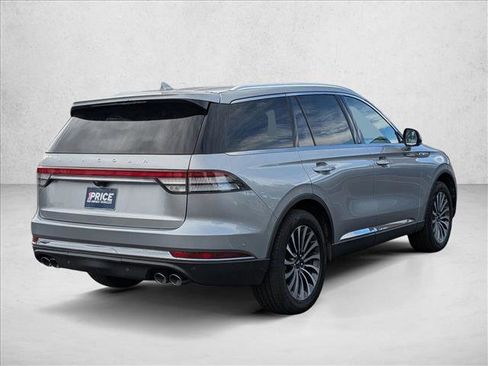 Used 2020 Lincoln Aviator Reserve w/ Equipment Group 201A image 5