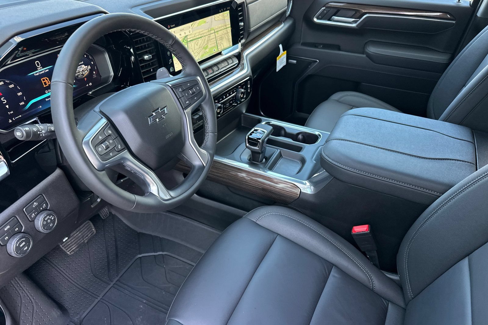 New 2026 Chevrolet Silverado 1500 RST w/ Convenience Package II AWD/4WD image 10