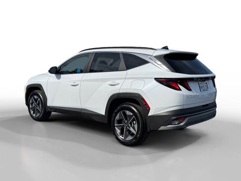 Certified 2025 Hyundai Tucson SEL image 3