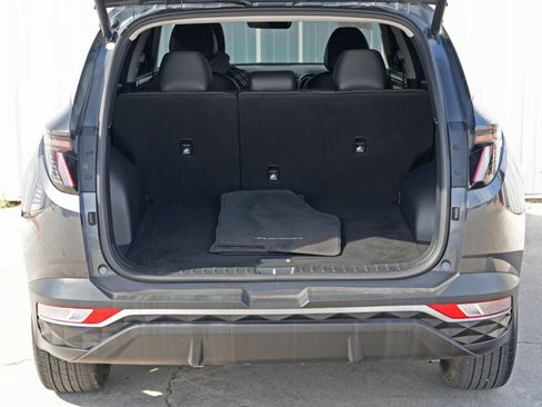 Used 2022 Hyundai Tucson SEL w/ Convenience + Premium Package image 9