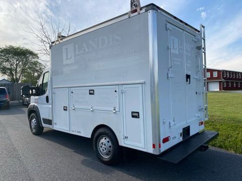 Used 2017 RAM ProMaster 3500 w/ Premium Appearance Group FWD image 3