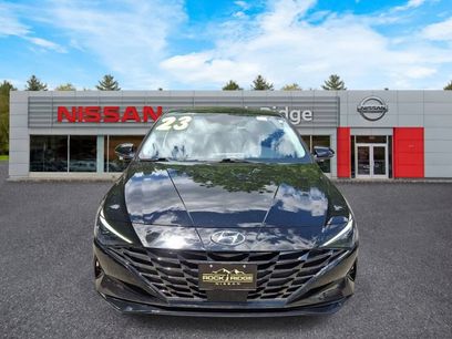 Used 2023 Hyundai Elantra Limited