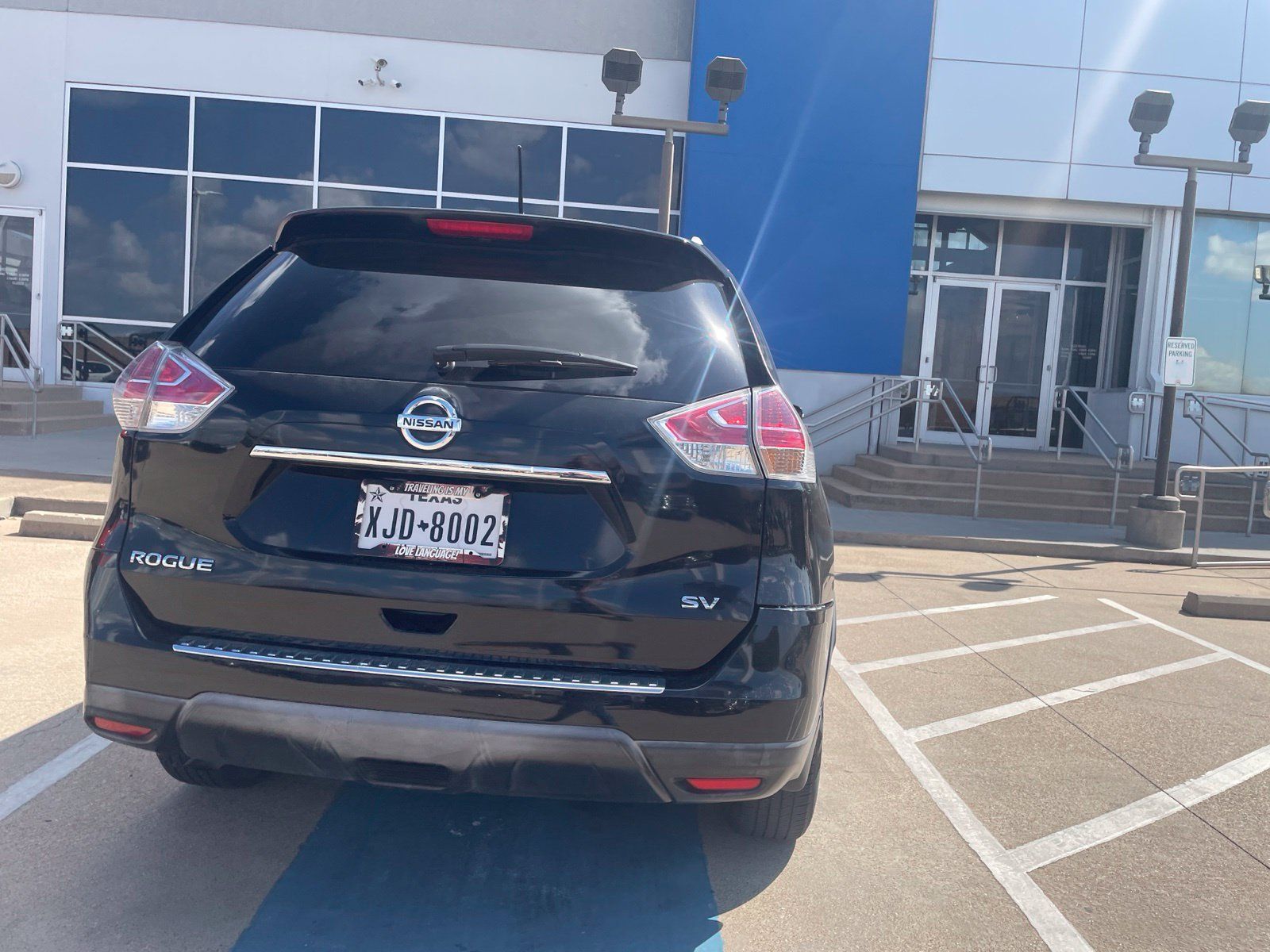 Used 2016 Nissan Rogue SV FWD image 39