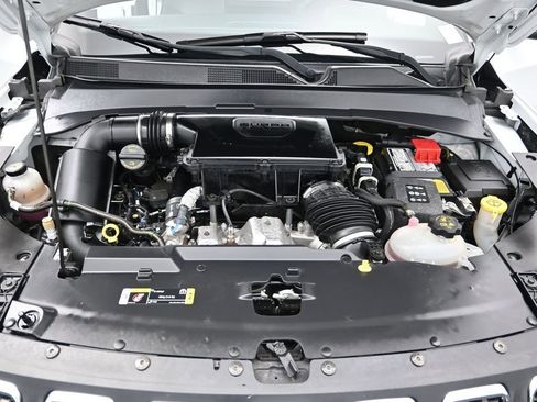 Used 2024 Jeep Compass Latitude AWD/4WD image 19