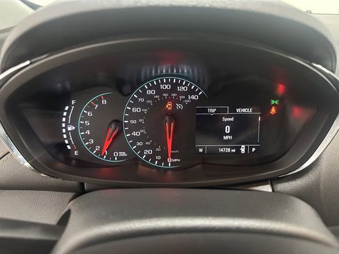 Certified 2022 Chevrolet Trax LS w/ Tint and Cruise Package image 13