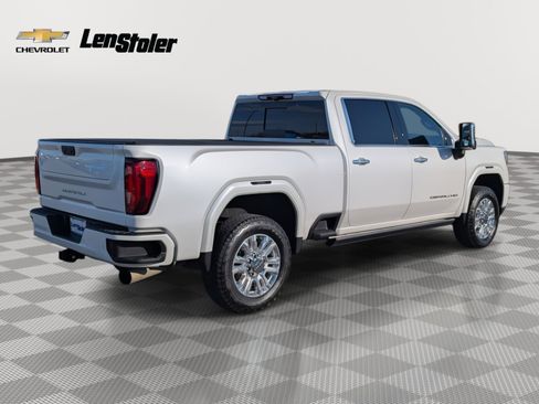 Used 2023 GMC Sierra 3500 Denali w/ Denali Ultimate Package image 5