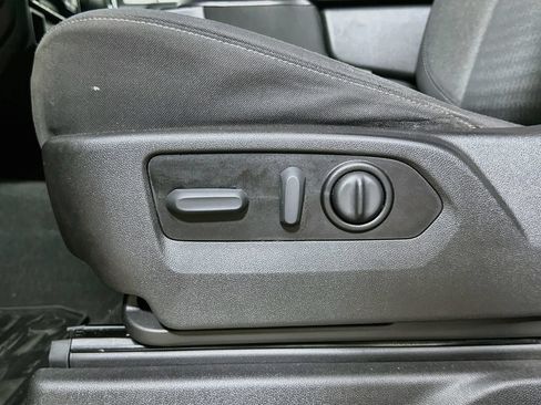 Used 2021 Chevrolet Silverado 1500 LT w/ Bed Protection Package RWD image 22