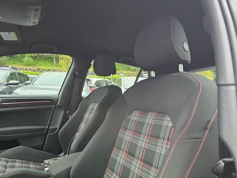 Used 2017 Volkswagen GTI S FWD image 23