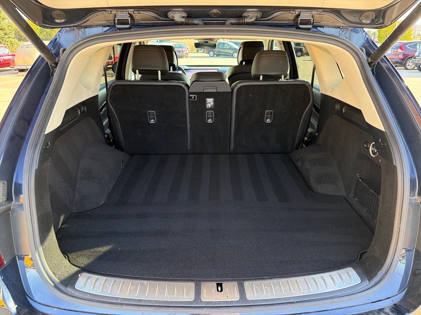 Used 2025 Genesis GV80 2.5T Standard AWD/4WD image 9