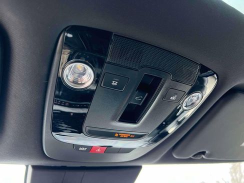 Used 2025 Kia Sportage X-Line w/ Premium Package image 33