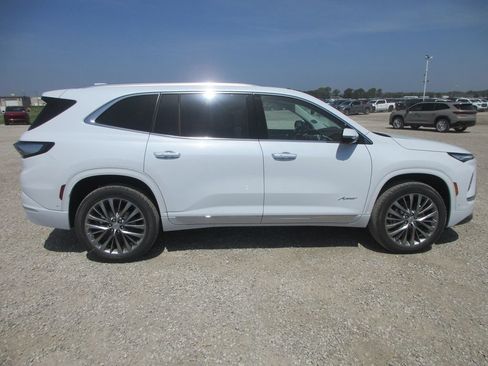 New 2026 Buick Enclave Avenir w/ Super Cruise Package AWD/4WD image 3