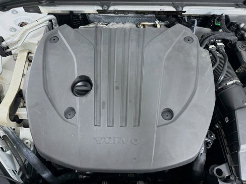 Used 2024 Volvo S60 B5 Core image 33