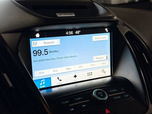 Used 2018 Ford Escape SE w/ SE Sport Appearance Package image 16