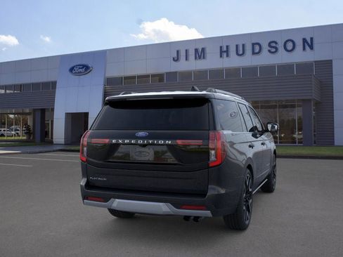 New 2026 Ford Expedition Platinum w/ Platinum Ultimate Package image 8