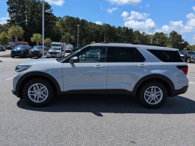 New 2027 Ford Explorer Active w/ Active Comfort Package RWD image 7