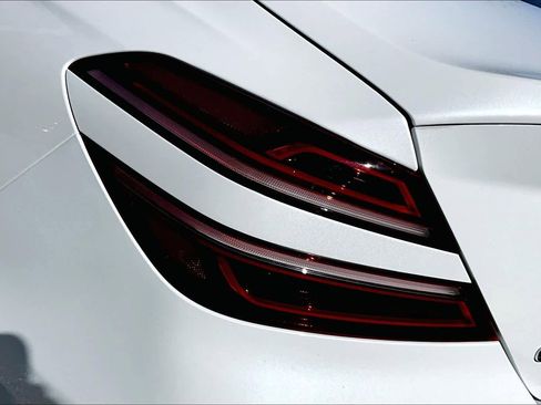 Used 2022 Genesis G70 2.0T image 28